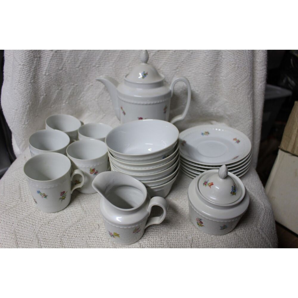 VTG Furstenberg Porcelain Tea Set / Tea Pot, Cups, Saucers,Creamer,Sugar & Bowls